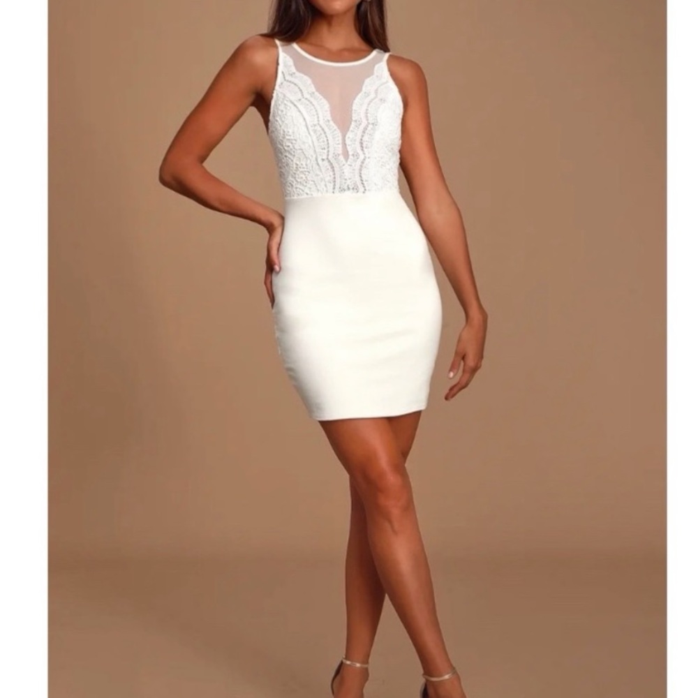 Lulu’s White Lace bodycon dress